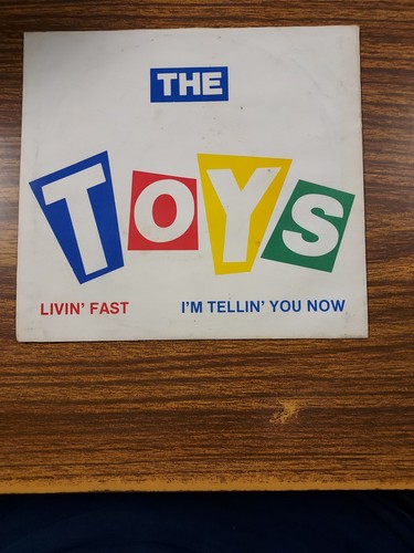 The toys livin fast - toys*livin', fast/i'm